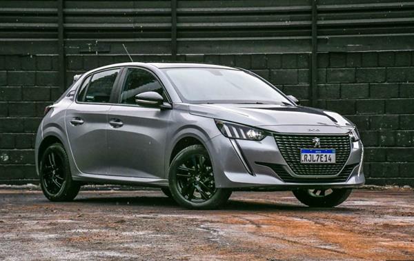 Avaliando o Peugeot 208: um review completo para você