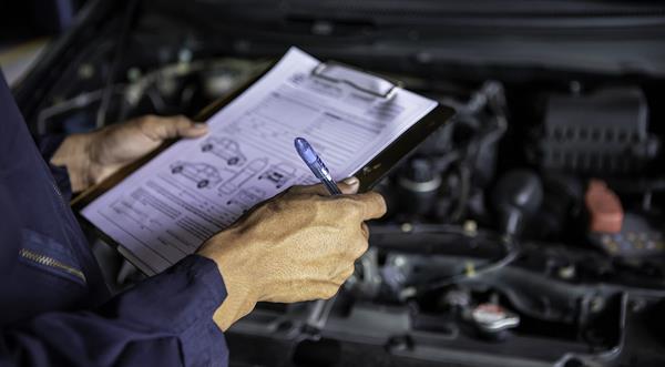 Revisão do carro para as férias Revisão do carro para as férias