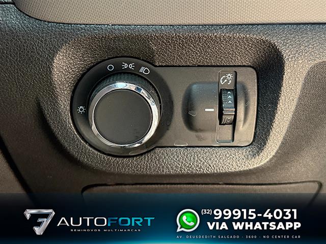 CHEVROLET ONIX HATCH LT 1.0 8V FLEXPOWER 5P MEC. 2016