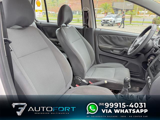 VOLKSWAGEN Fox 1.0 MI TOTAL FLEX 8V 5P 2012