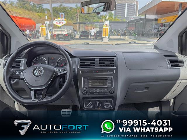VOLKSWAGEN Fox HIGHLINE I MOTION 1.6 FLEX 16V 5P 2016
