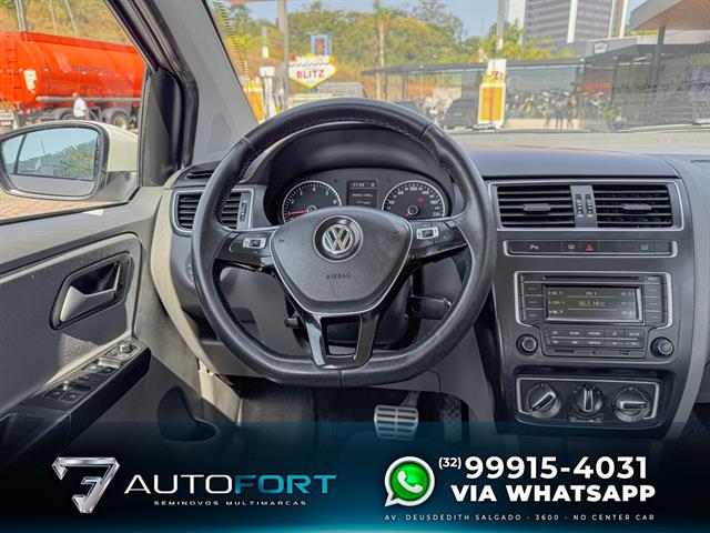 VOLKSWAGEN Fox HIGHLINE I MOTION 1.6 FLEX 16V 5P 2016