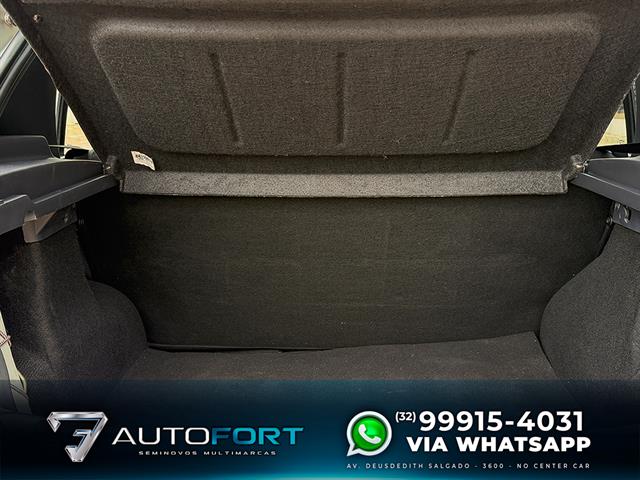 RENAULT SANDERO AUTHENTIQUE HI-FLEX 1.0 16V 5P 2013