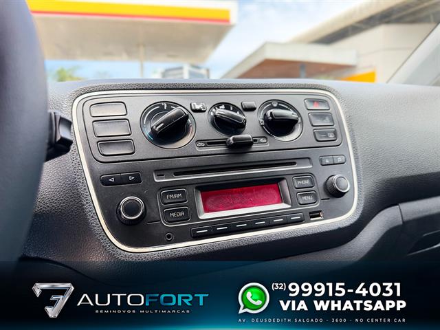 VOLKSWAGEN UP! TAKE 1.0 TOTAL FLEX 12V 5P 2015