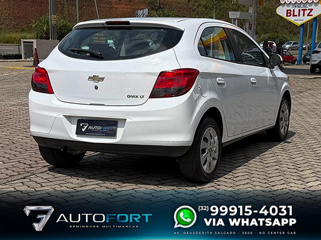 CHEVROLET ONIX HATCH LT 1.4 8V FLEXPOWER 5P AUT. 2015