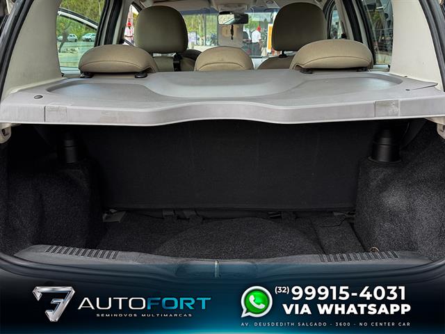 FIAT PALIO ESSENCE DUALOGIC 1.6 FLEX 16V 5P 2016