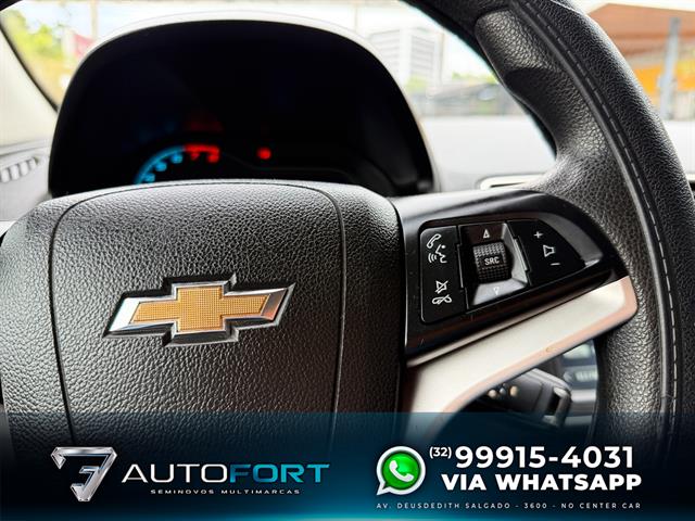 CHEVROLET ONIX HATCH LT 1.0 8V FLEXPOWER 5P MEC. 2017
