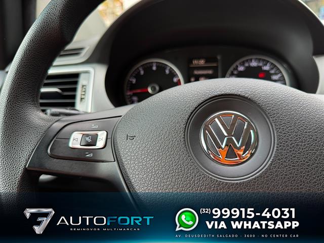 VOLKSWAGEN Fox CONNECT 1.6 FLEX 8V 5P 2021