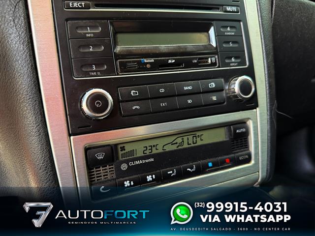 VOLKSWAGEN GOLF SPORTLINE 1.6 MI TOTAL FLEX 8V 4P 2012