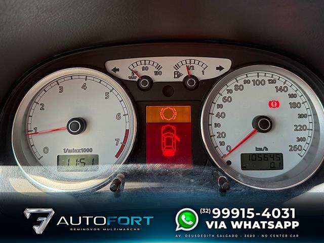 VOLKSWAGEN GOLF SPORTLINE 1.6 MI TOTAL FLEX 8V 4P 2012