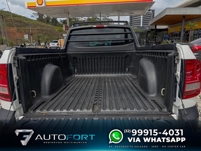VOLKSWAGEN SAVEIRO ROBUST 1.6 TOTAL FLEX 16V 2023