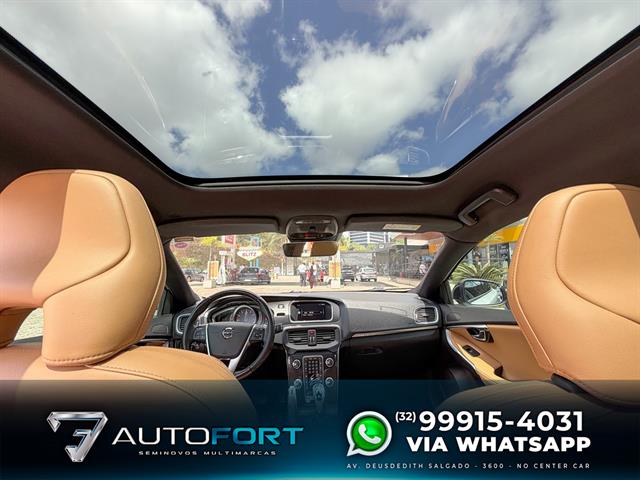 VOLVO V40 T-4 CROSS COUNTRY 2.0 FWD AUT. 2017