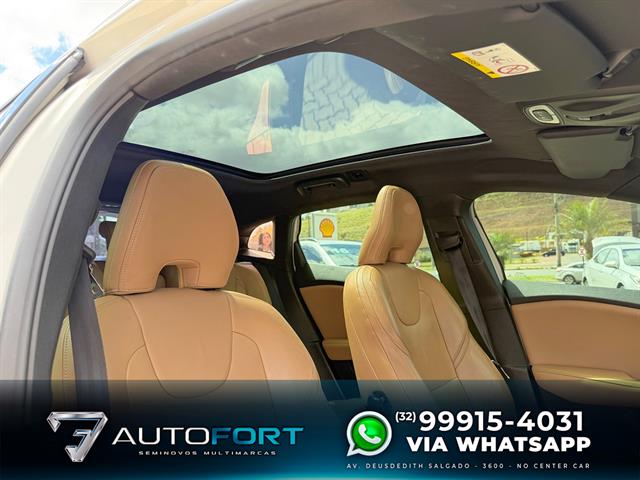 VOLVO V40 T-4 CROSS COUNTRY 2.0 FWD AUT. 2017