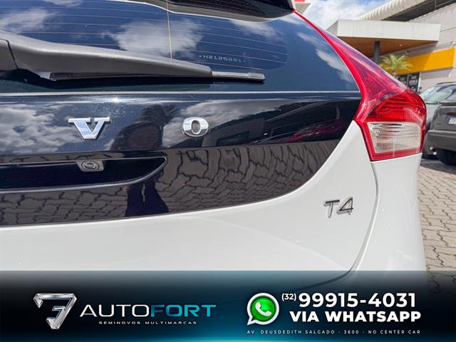 VOLVO V40 T-4 CROSS COUNTRY 2.0 FWD AUT. 2017