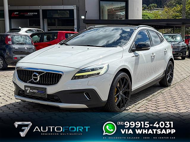 VOLVO V40 T-4 CROSS COUNTRY 2.0 FWD AUT. 2017