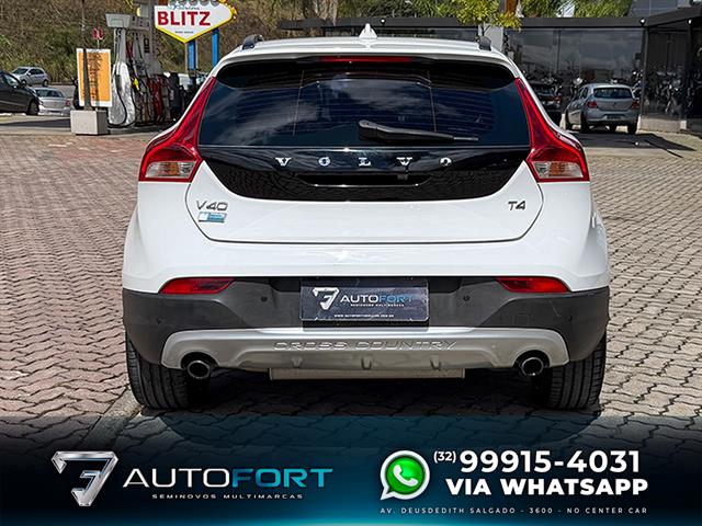 VOLVO V40 T-4 CROSS COUNTRY 2.0 FWD AUT. 2017