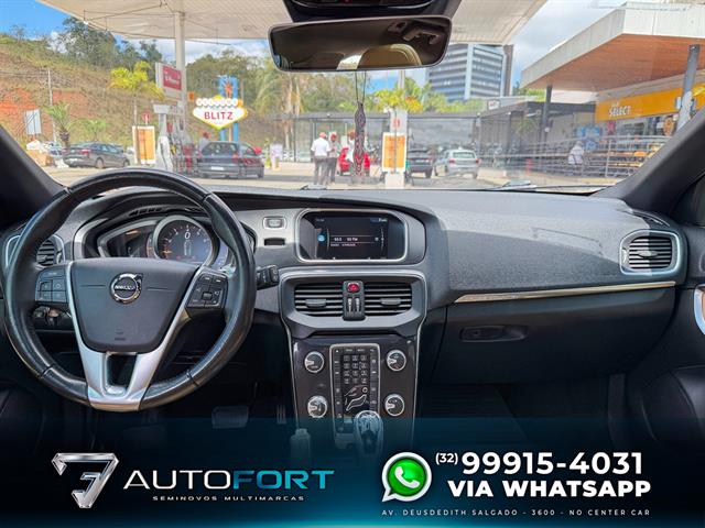 VOLVO V40 T-4 CROSS COUNTRY 2.0 FWD AUT. 2017