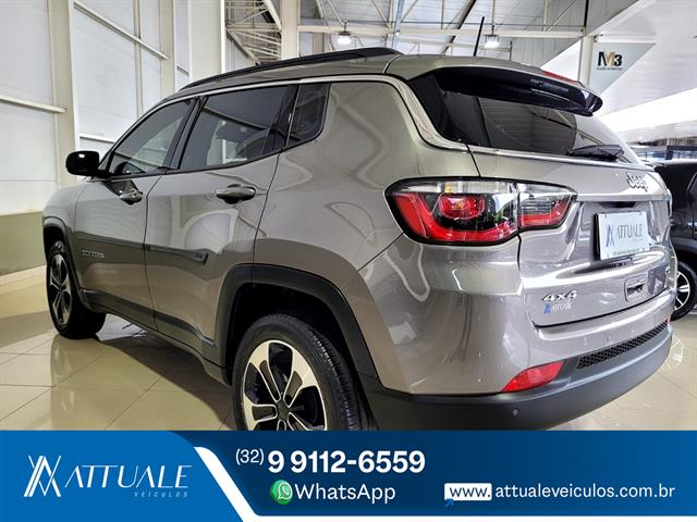 JEEP COMPASS LONGITUDE 2.0 4X4 DIES. 16V AUT. 2017