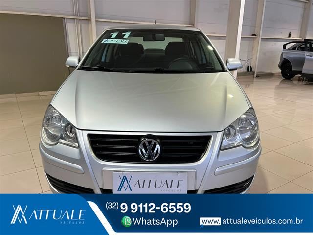 VOLKSWAGEN POLO SEDAN I MOTION  1.6 TOTAL FLEX  4P 2011