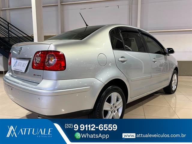 VOLKSWAGEN POLO SEDAN I MOTION  1.6 TOTAL FLEX  4P 2011