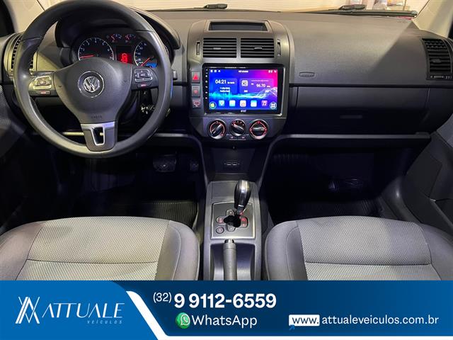 VOLKSWAGEN POLO SEDAN I MOTION  1.6 TOTAL FLEX  4P 2011