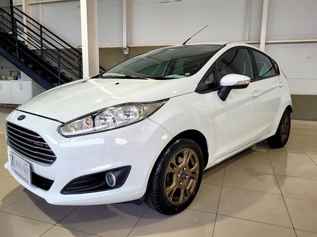 FORD FIESTA 1.6 16V FLEX AUT. 5P 2015