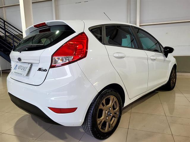 FORD FIESTA 1.6 16V FLEX AUT. 5P 2015