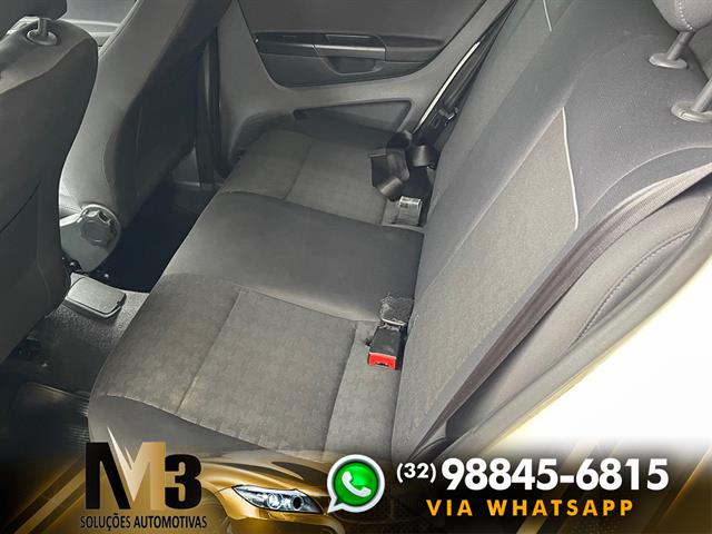 VOLKSWAGEN FOX COMFORTLINE 1.6 FLEX 8V 5P 2017