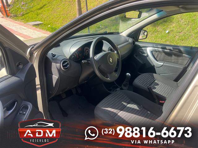 RENAULT SANDERO EXPRESSION HI-FLEX 1.6 8V 5P 2013