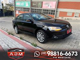 VOLKSWAGEN JETTA COMFORTLINE 2.0 T.FLEX 8V 4P TIPT. 2013/2014