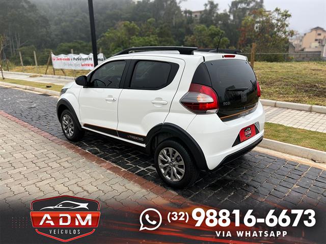 FIAT MOBI TREKKING 1.0 FLEX 5P. 2024