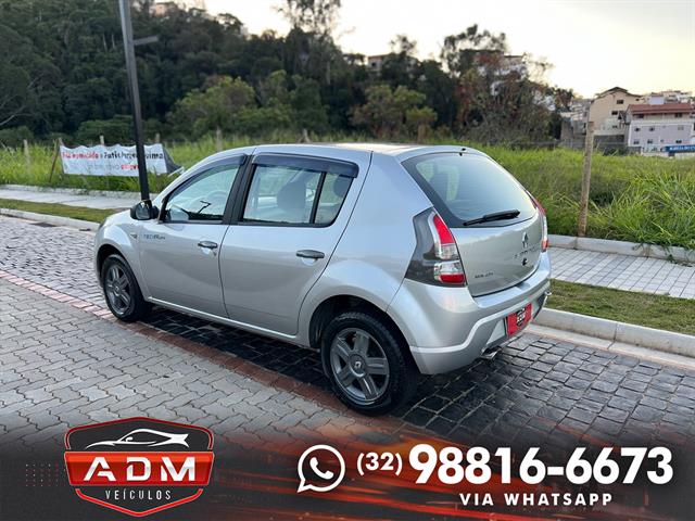 RENAULT SANDERO TECHRUN HI-FLEX 1.0 16V 5P 2014