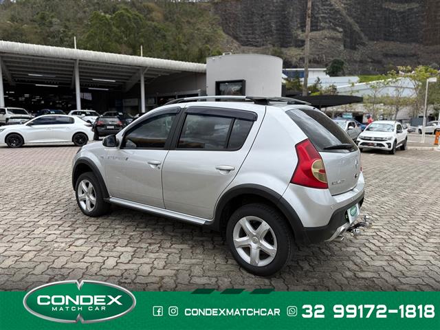 RENAULT SANDERO STEPWAY HI-FLEX 1.6 16V 5P 2011