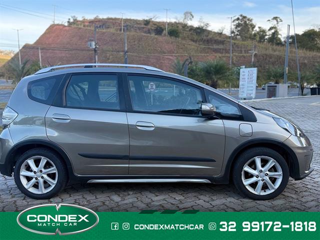 HONDA FIT TWIST 1.5 FLEX 16V 5P MEC. 2014