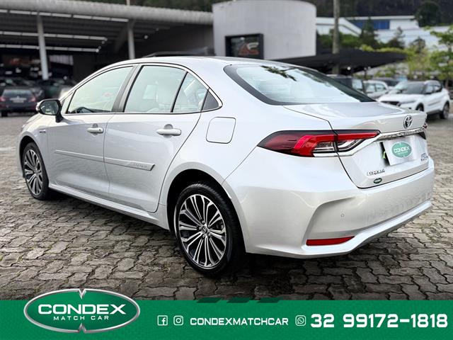 TOYOTA COROLLA ALTIS PREM. 1.8 AUT. (HÍBRIDO) 2023
