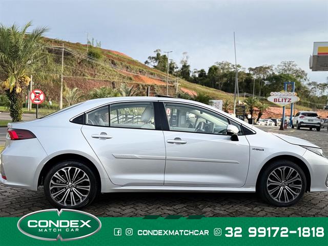 TOYOTA COROLLA ALTIS PREM. 1.8 AUT. (HÍBRIDO) 2023