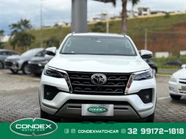 TOYOTA HILUX CD SRX 4X4 2.8 TDI 16V DIESEL AUT. 2023/2023