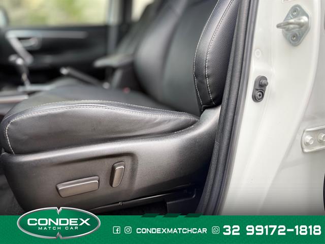 TOYOTA Hilux CD SRX 4X4 2.8 TDI 16V DIESEL AUT. 2023