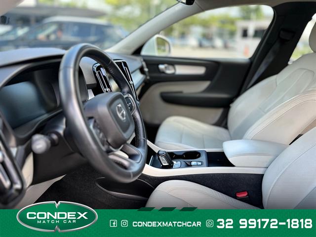 VOLVO XC 40 T-5 HÍBRIDO MOMENTUM 1.5 262CV FWD 2021