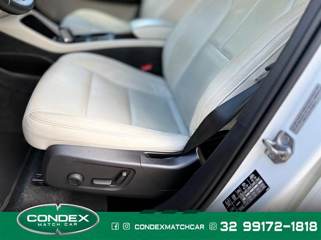 VOLVO XC 40 T-5 HÍBRIDO MOMENTUM 1.5 262CV FWD 2021