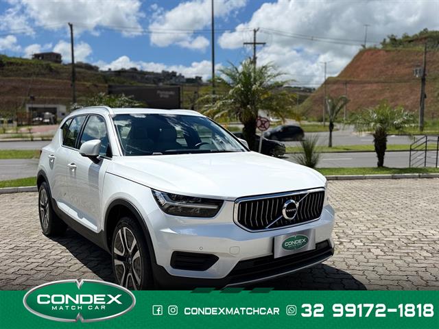 VOLVO XC 40 T-5 HÍBRIDO MOMENTUM 1.5 262CV FWD 2021