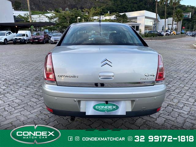 CITROËN C4 GLX 2.0 FLEX 16V 5P AUT. 2011