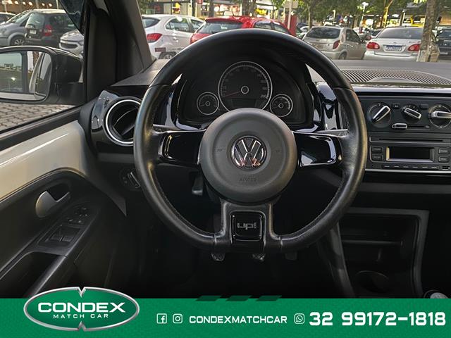 VOLKSWAGEN UP! RUN 1.0 TOTAL FLEX 12V 5P 2017