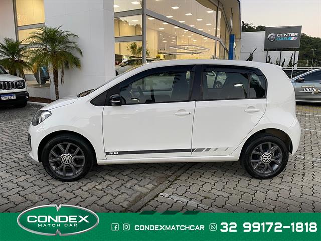 VOLKSWAGEN UP! RUN 1.0 TOTAL FLEX 12V 5P 2017
