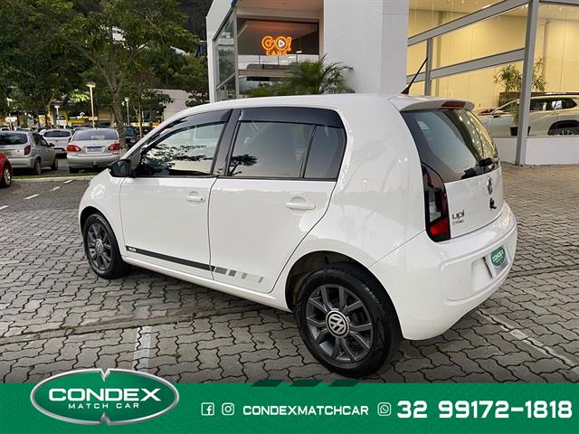 VOLKSWAGEN UP! RUN 1.0 TOTAL FLEX 12V 5P 2017