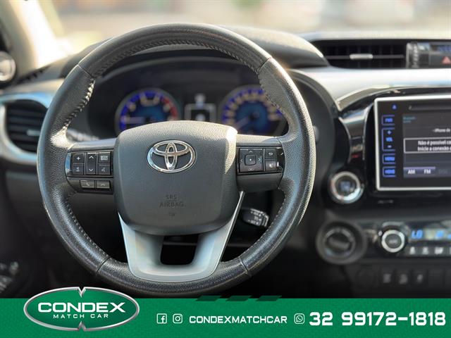 TOYOTA HILUX CD SRX 4X4 2.8 TDI 16V DIESEL AUT. 2017