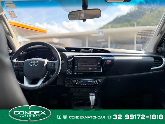 TOYOTA HILUX CD SRX 4X4 2.8 TDI 16V DIESEL AUT. 2017