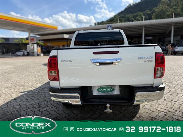 TOYOTA HILUX CD SRX 4X4 2.8 TDI 16V DIESEL AUT. 2017