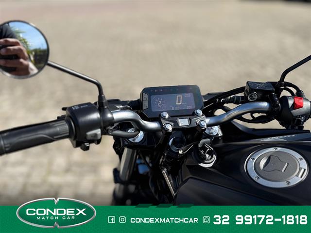 HONDA CB 300F TWISTER FLEX 2025