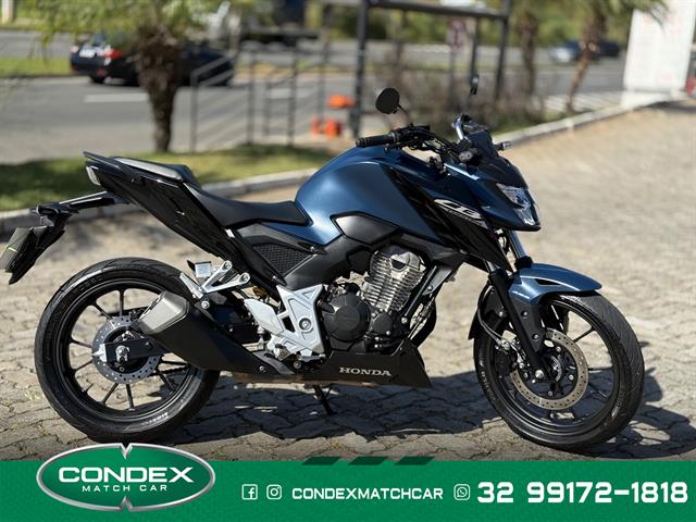 HONDA CB 300F TWISTER FLEX 2025